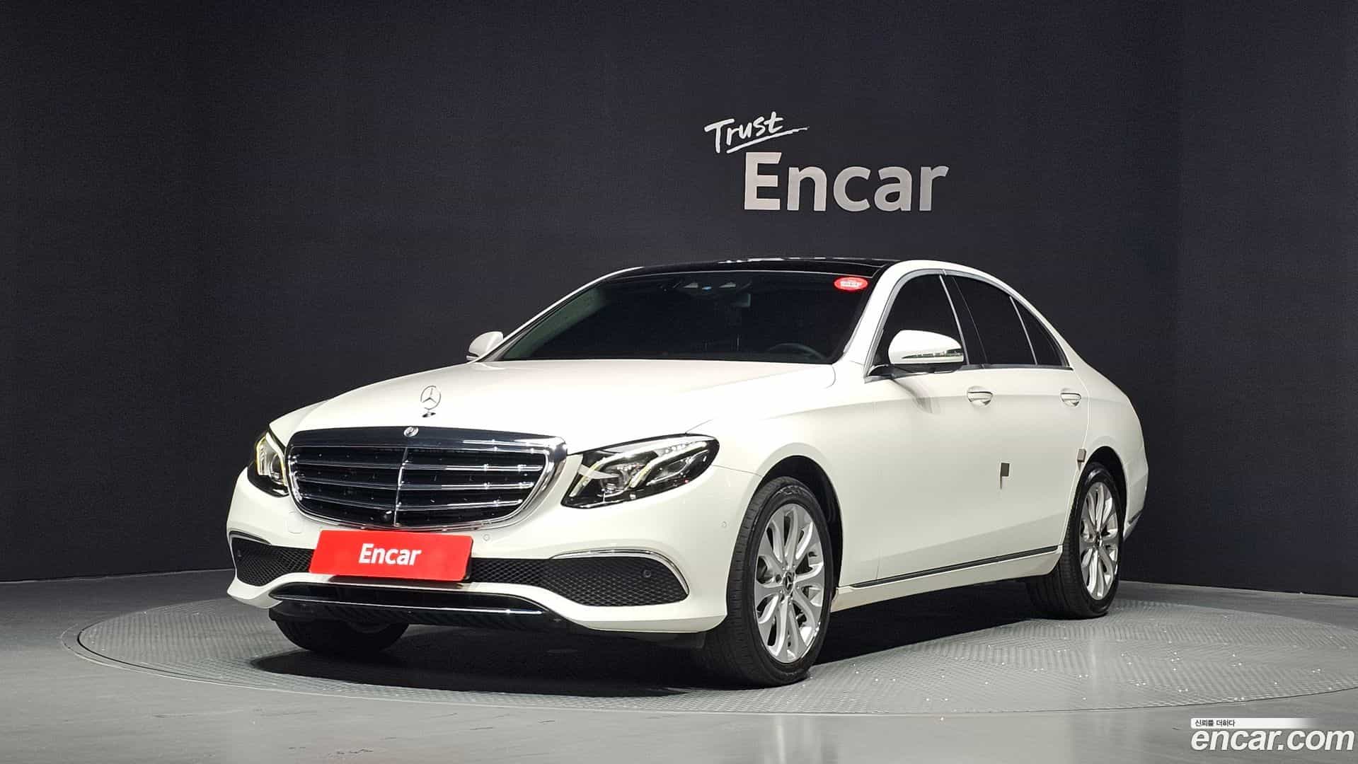 E-Class Mercedes-Benz 2019.6-OUTER-001