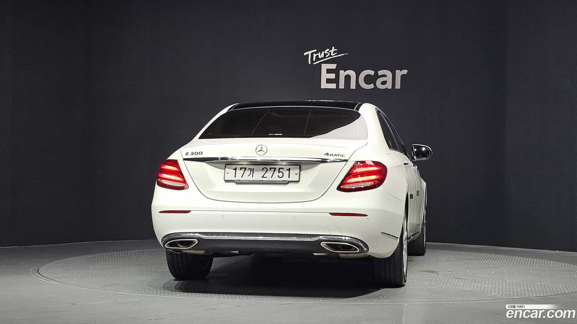 E-Class Mercedes-Benz 2019.6-OUTER-004