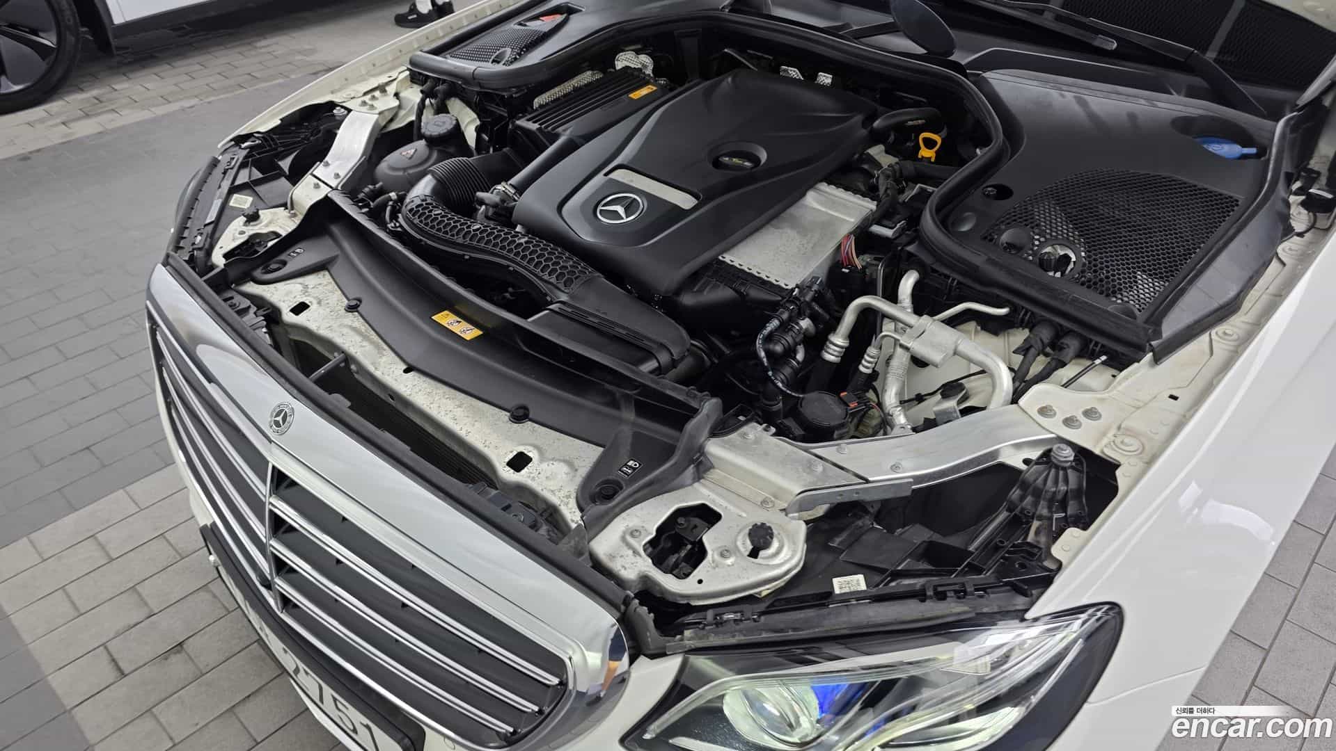 E-Class Mercedes-Benz 2019.6-OUTER-006