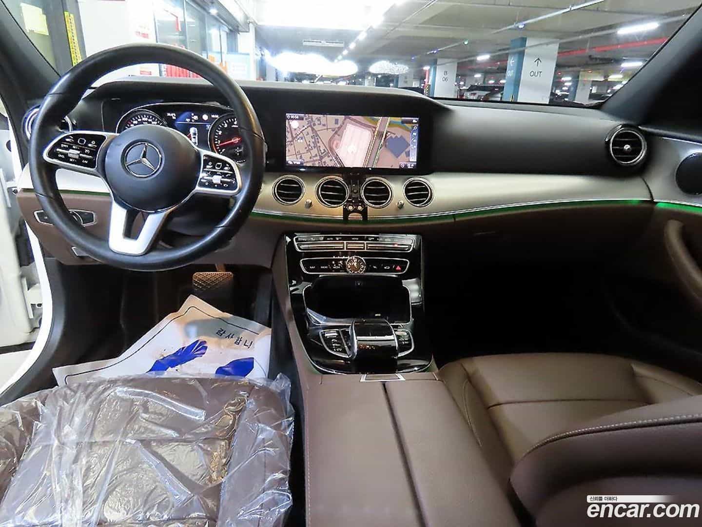 E-Class Mercedes-Benz 2018.10-INNER-010