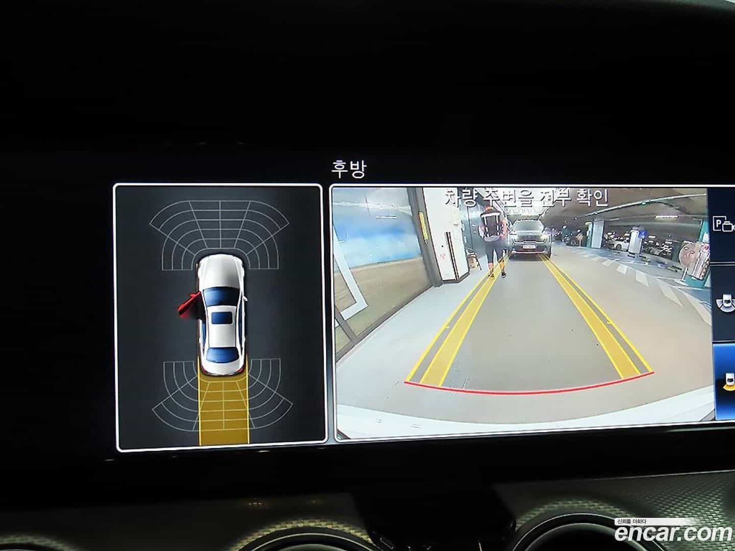 E-Class Mercedes-Benz 2018.10-OPTION-018