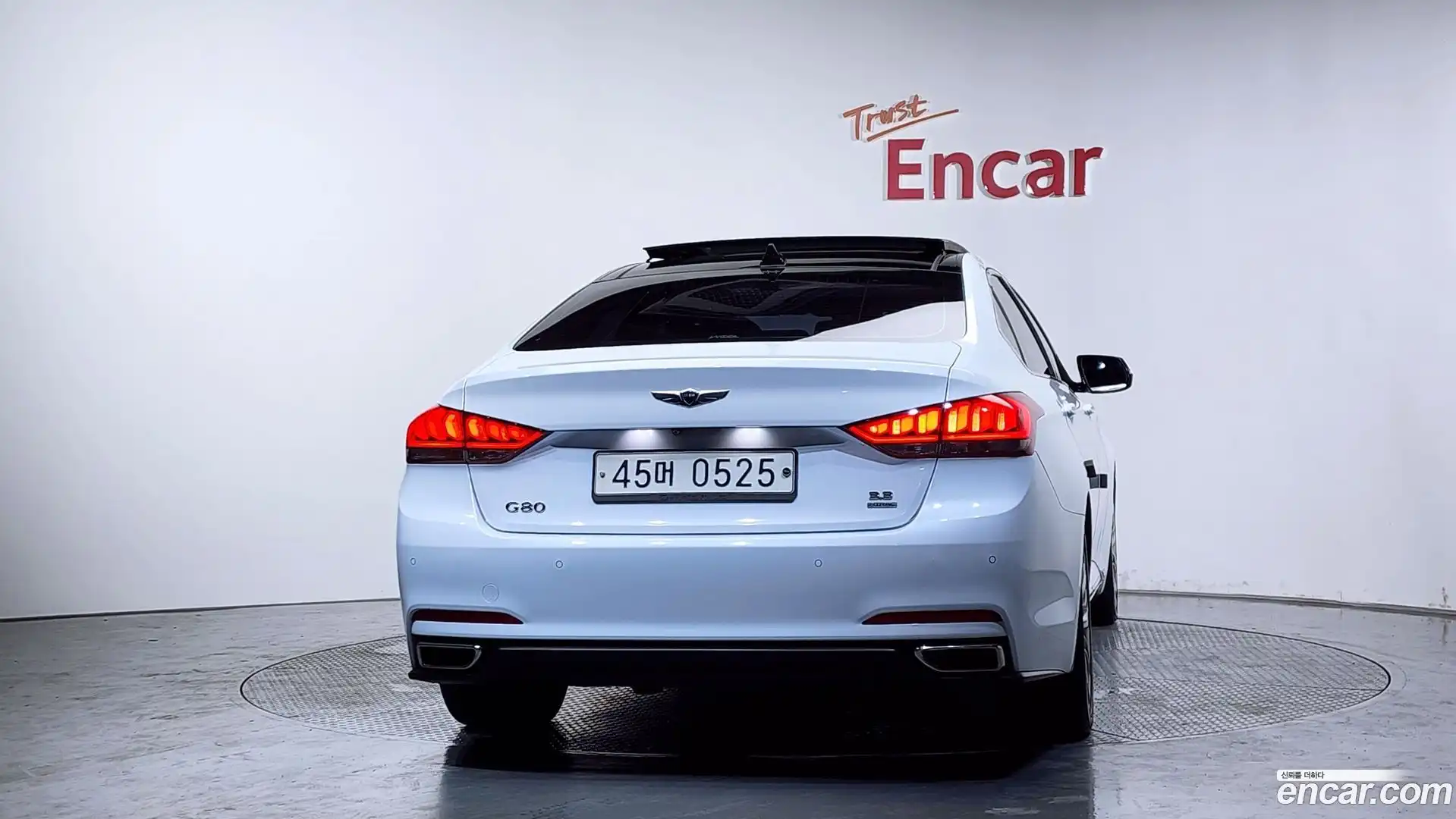 Genesis Hyundai 2016.0-OUTER-004