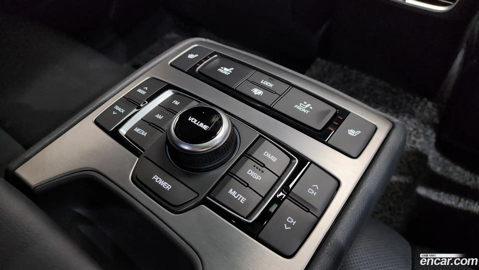 Genesis Hyundai 2016.0-OPTION-023