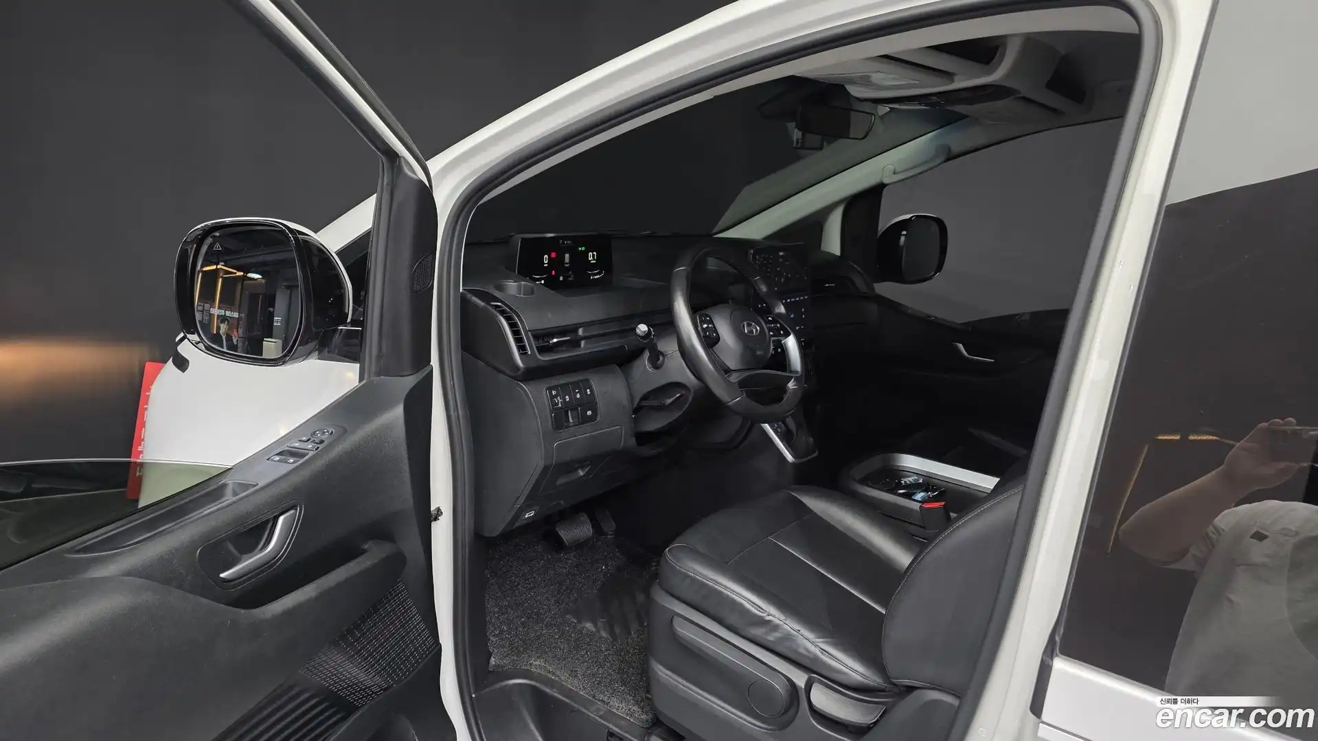 Staria Hyundai 2024.3-INNER-010