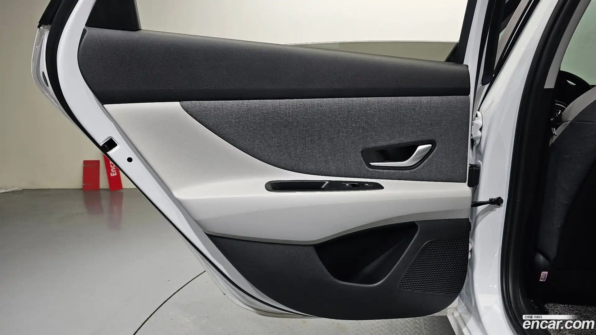 AVANTE Hyundai 2022.6-INNER-035