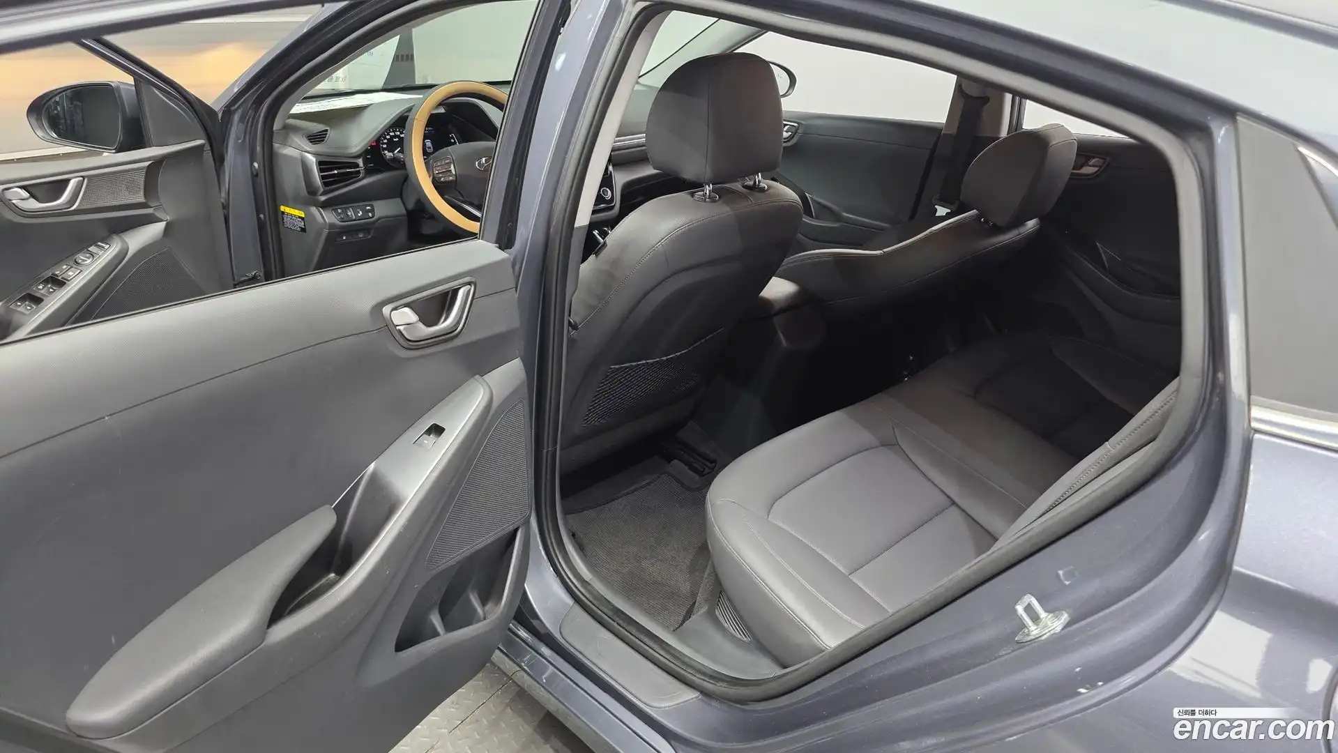 Ioniq Hyundai 2019.1-OPTION-015