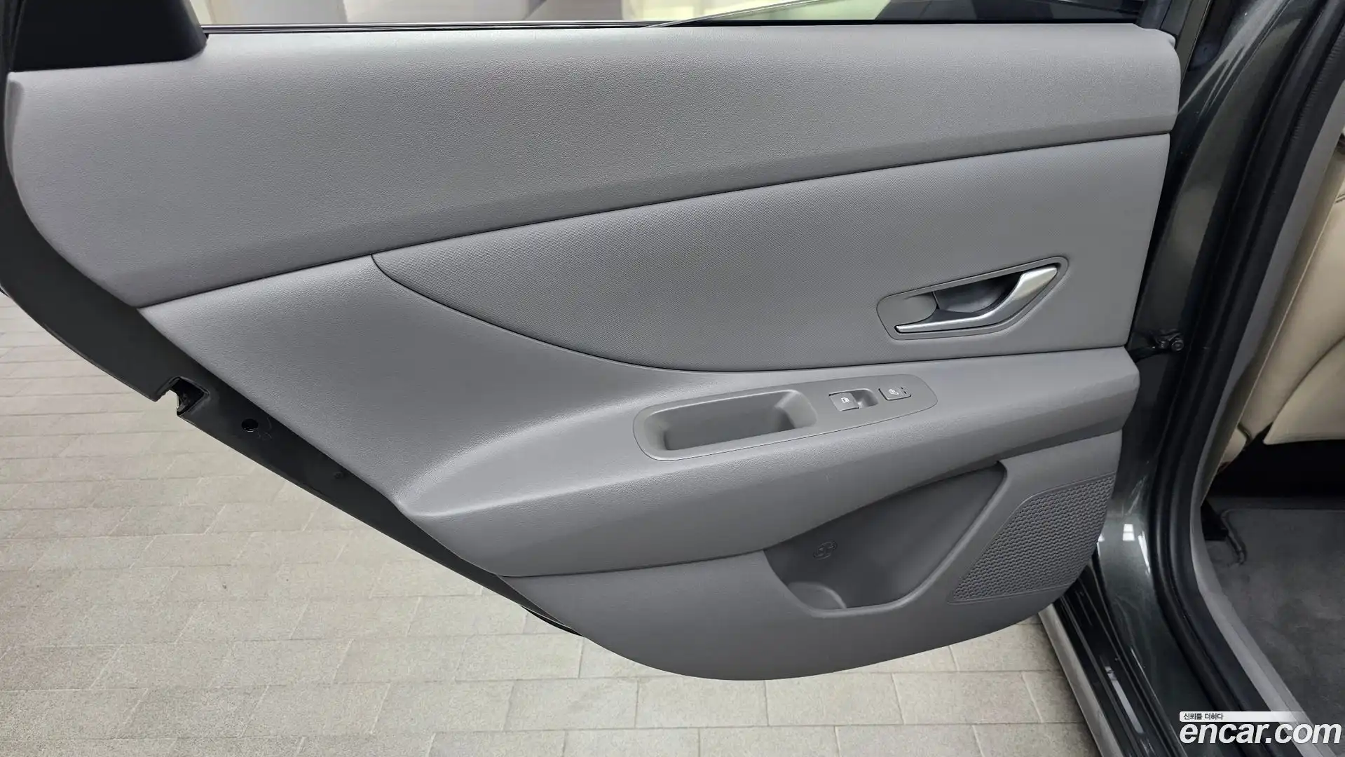 AVANTE Hyundai 2024.2-INNER-035