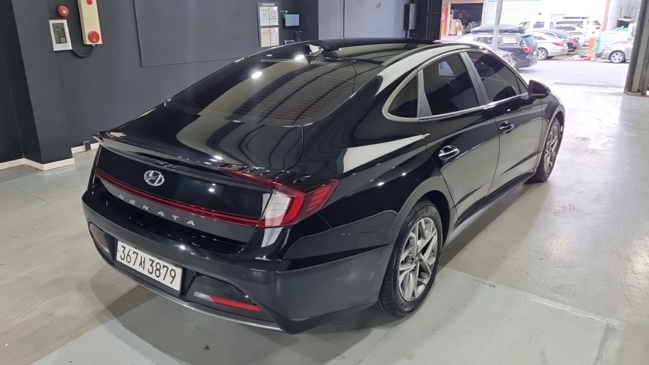 Main__Slider__Photo:Sonata Hyundai 2021.1-1