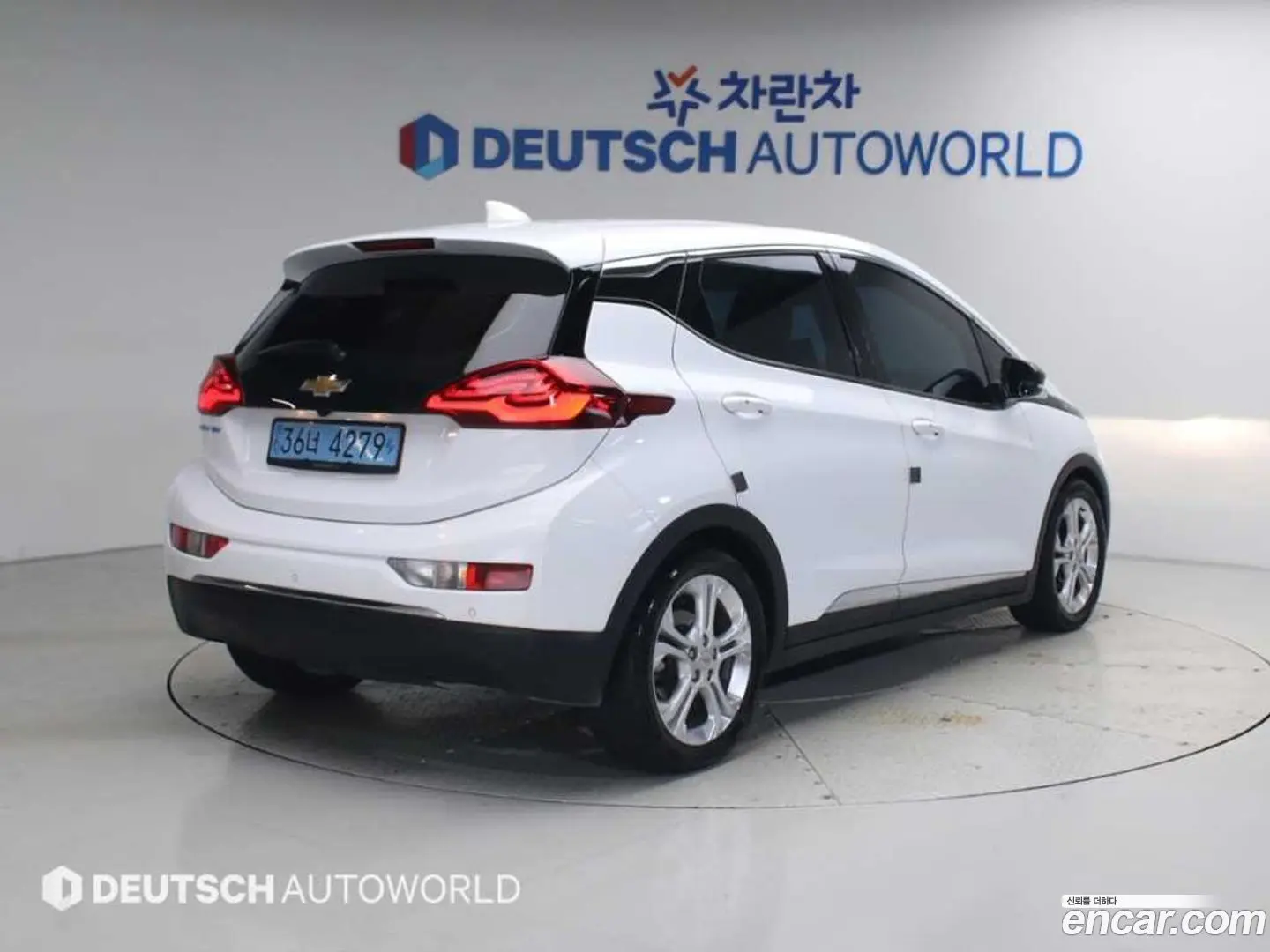 Main__Slider__Photo:Bolt EV Chevrolet 2018.8-1