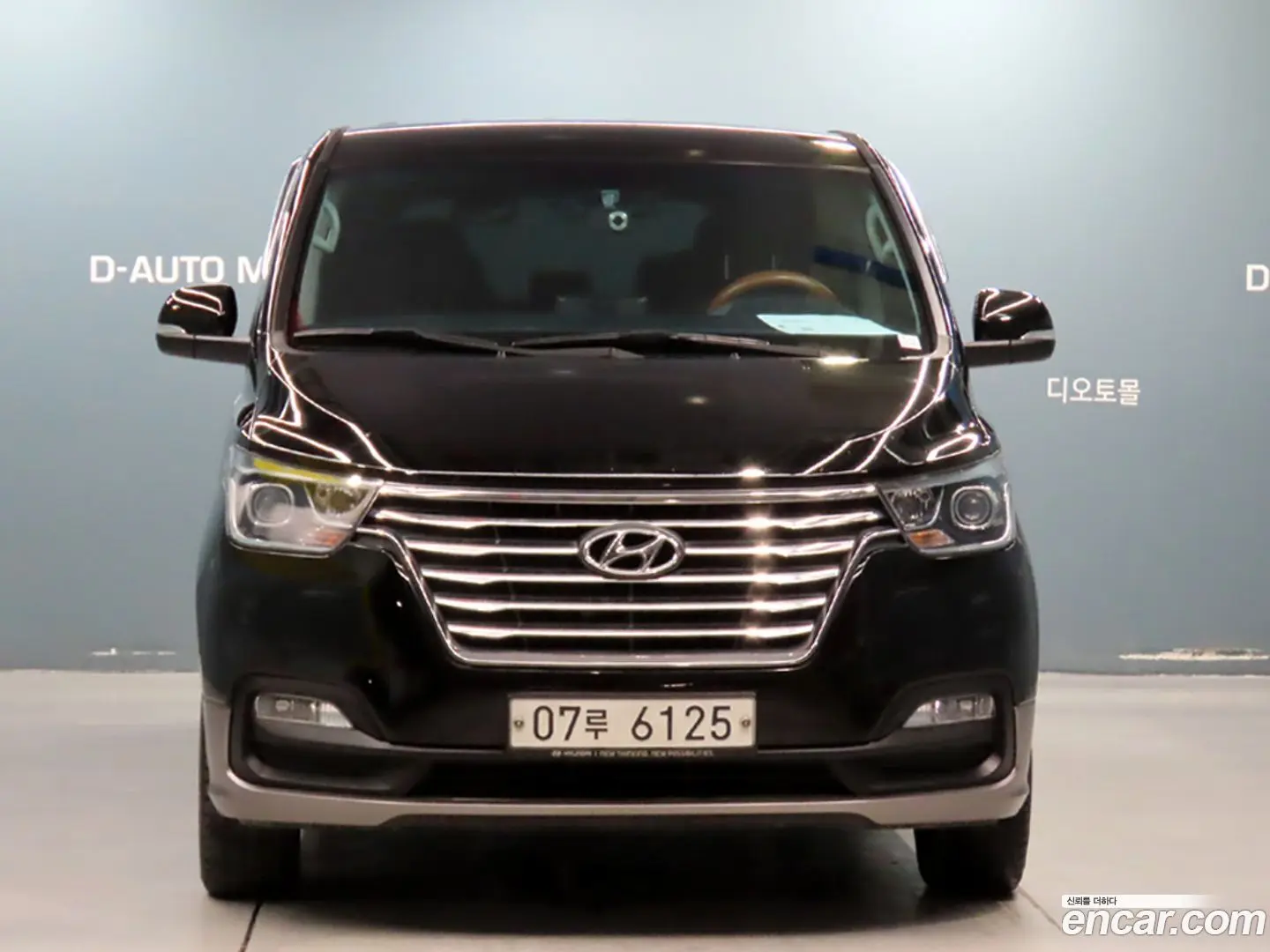 Main__Slider__Photo:Starex Hyundai 2019.6-1