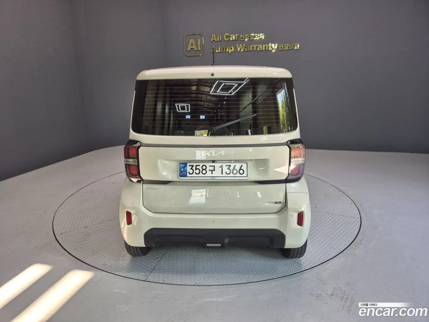 Main__Slider__Photo:RAY Kia 2024.4-1