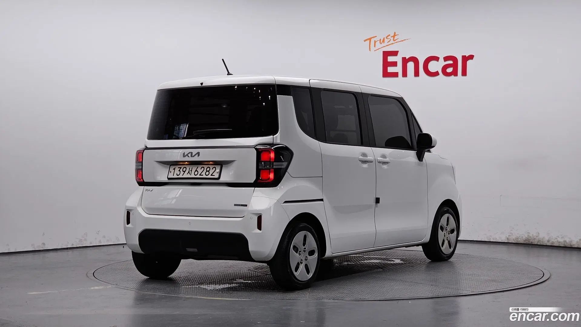 Main__Slider__Photo:RAY Kia 2022.9-1