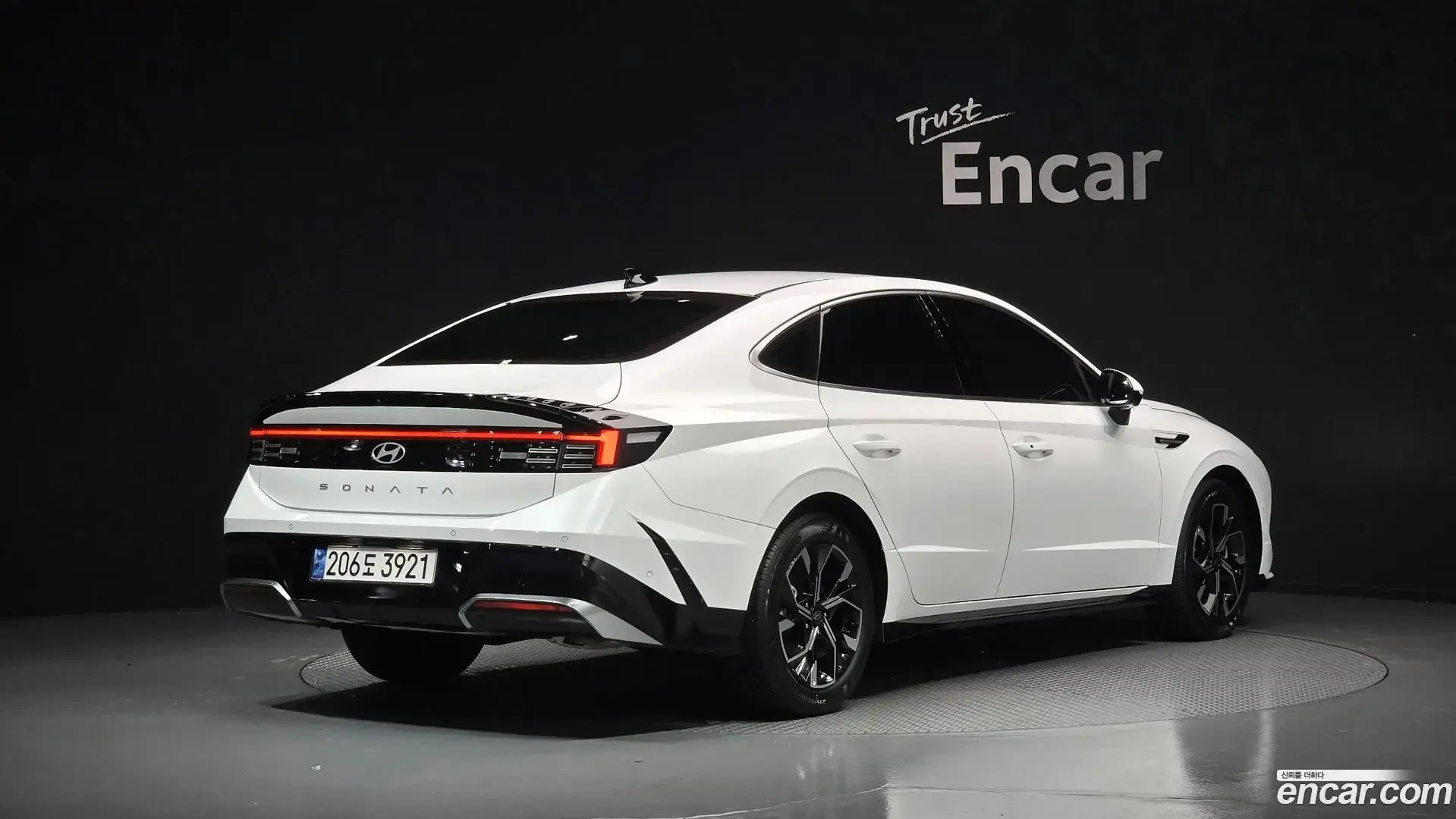 Main__Slider__Photo:Sonata Hyundai 2024.9-1