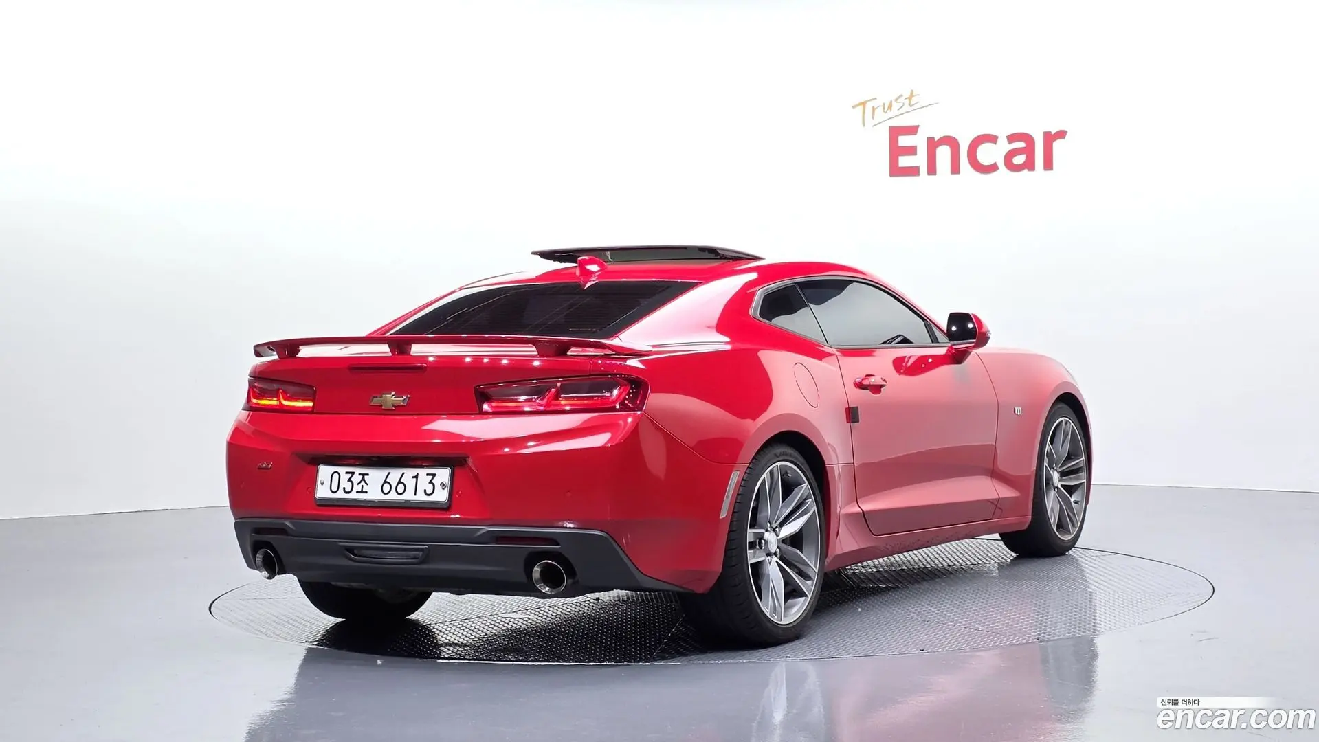 Main__Slider__Photo:Camaro Chevrolet 2018.4-1