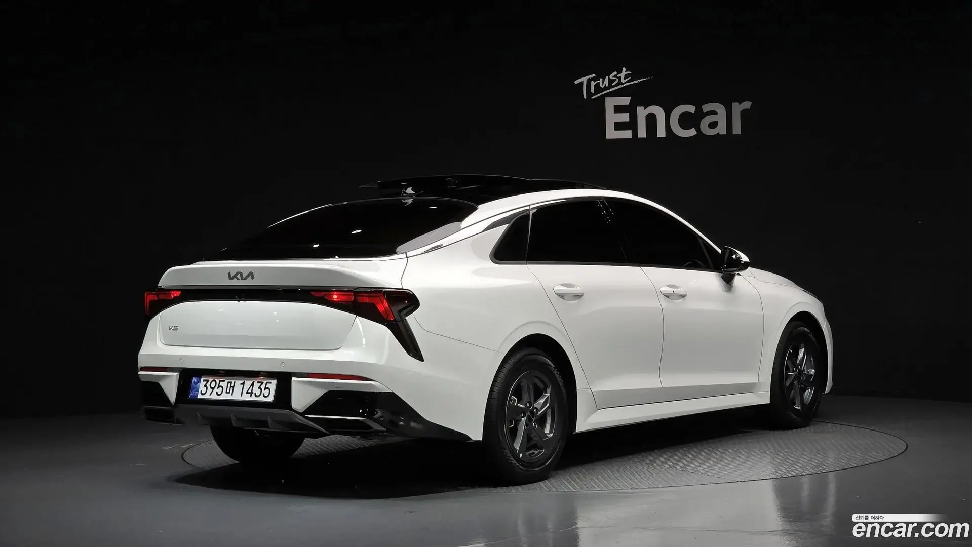 Main__Slider__Photo:K5 Kia 2025.10-1