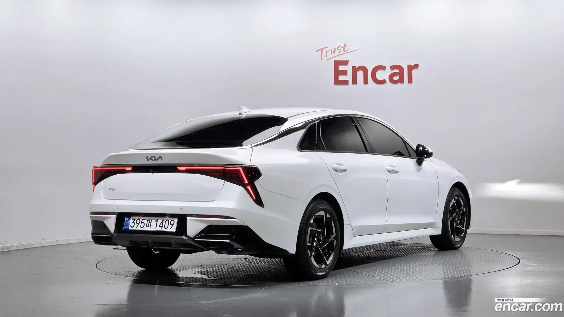 Main__Slider__Photo:K5 Kia 2025.9-1