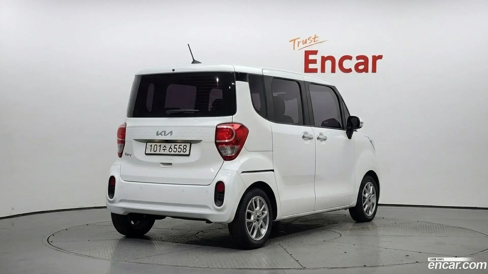 Main__Slider__Photo:RAY Kia 2021.6-1