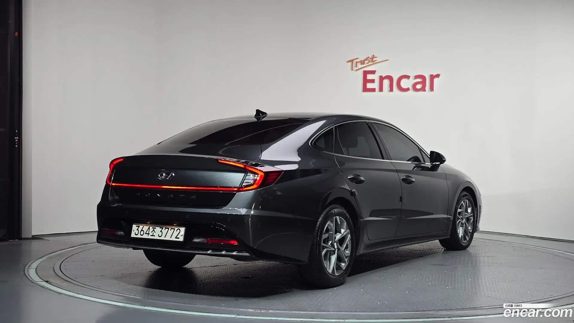 Main__Slider__Photo:Sonata Hyundai 2022.3-1