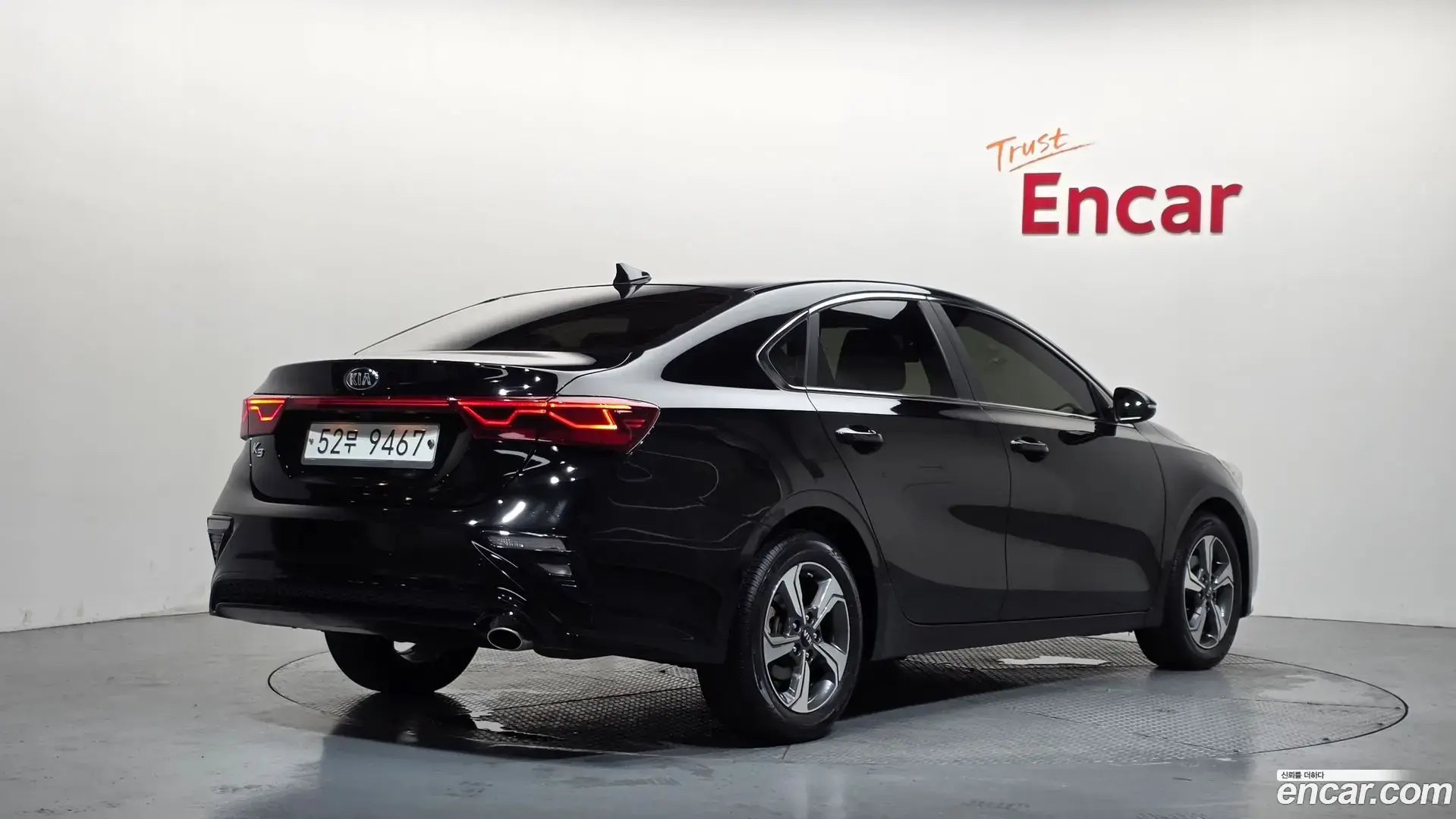 Main__Slider__Photo:K3 Kia 2018.4-1