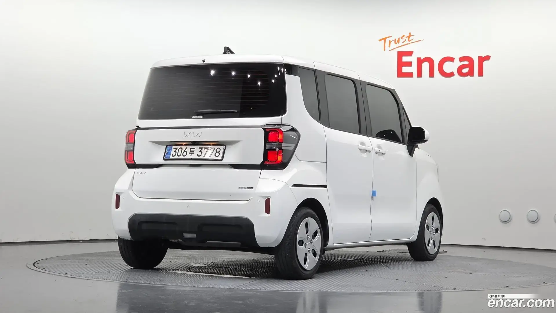 Main__Slider__Photo:RAY Kia 2024.9-1