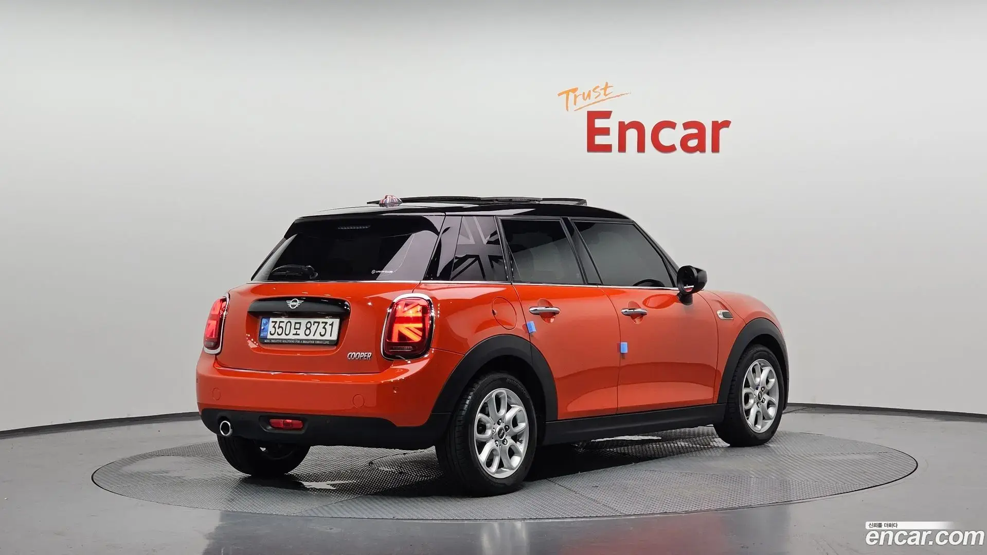 Main__Slider__Photo:Cooper Mini 2021.5-1