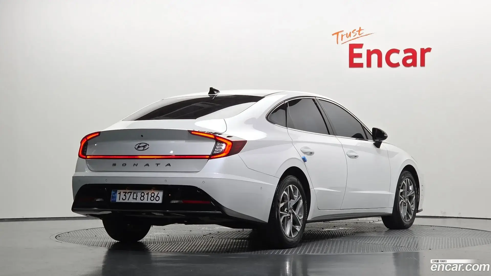 Main__Slider__Photo:Sonata Hyundai 2022.5-1