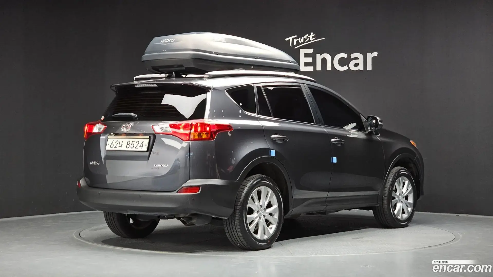 Main__Slider__Photo:RAV4 Toyota 2015.1-1