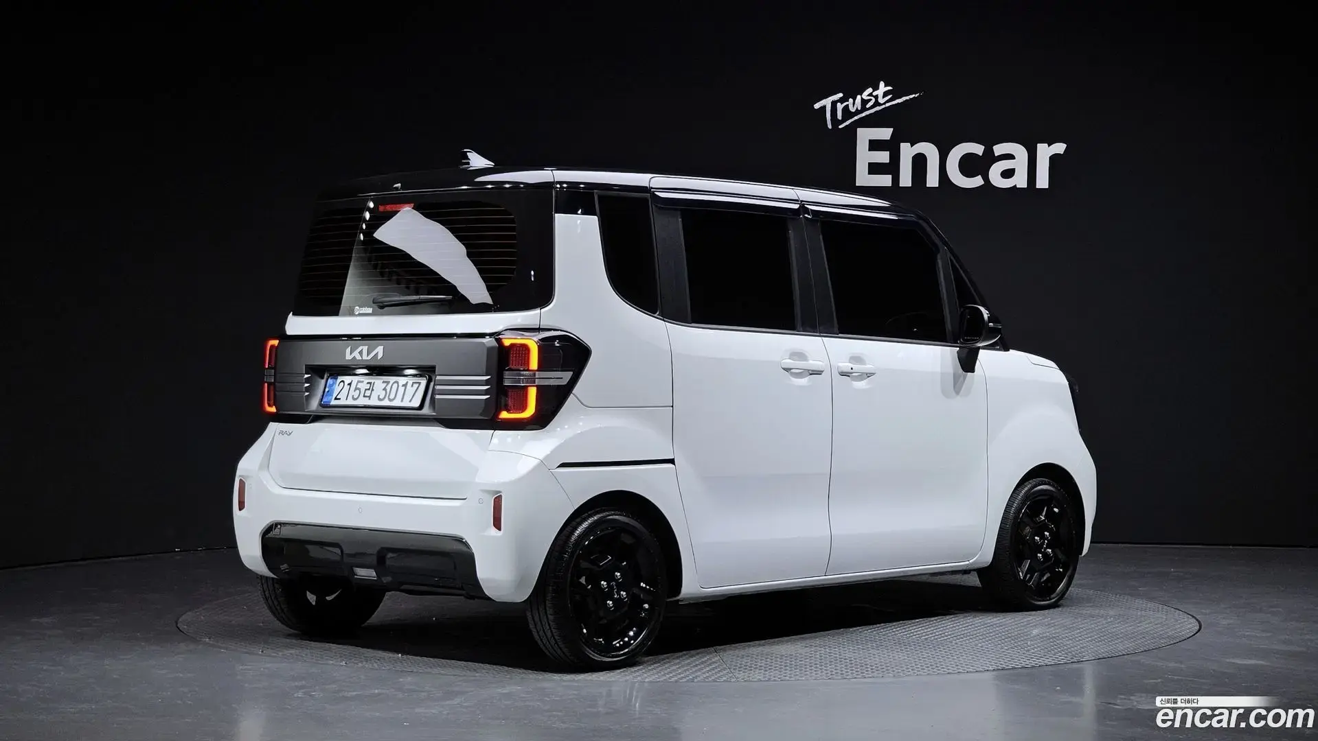 Main__Slider__Photo:RAY Kia 2024.6-1