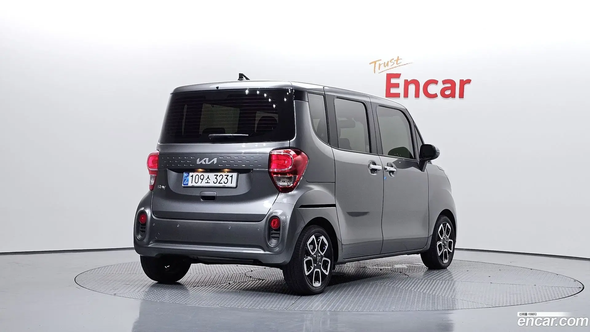 Main__Slider__Photo:RAY Kia 2022.6-1