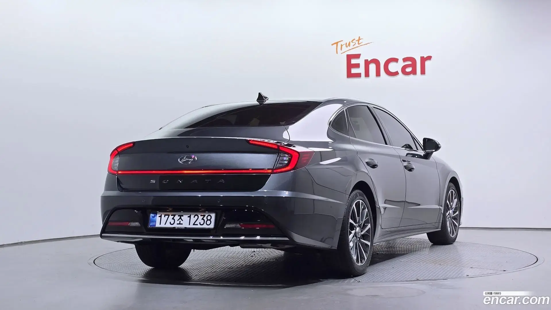 Main__Slider__Photo:Sonata Hyundai 2022.7-1