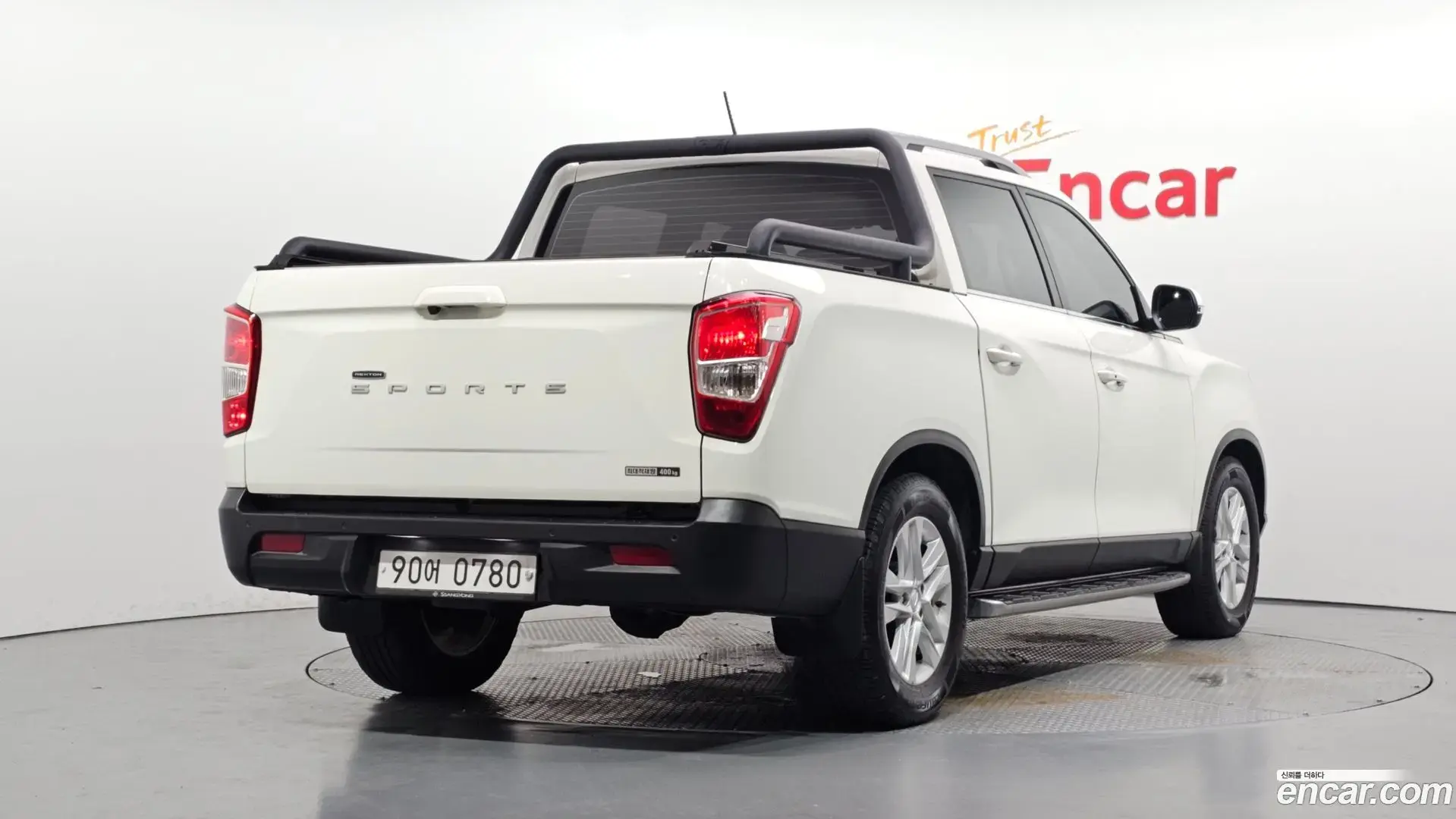 Main__Slider__Photo:Rexton KG Mobility 2019.8-1