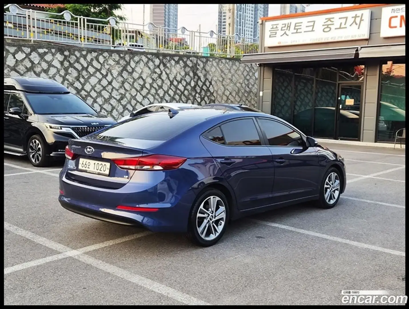 Main__Slider__Photo:AVANTE Hyundai 2017.8-1