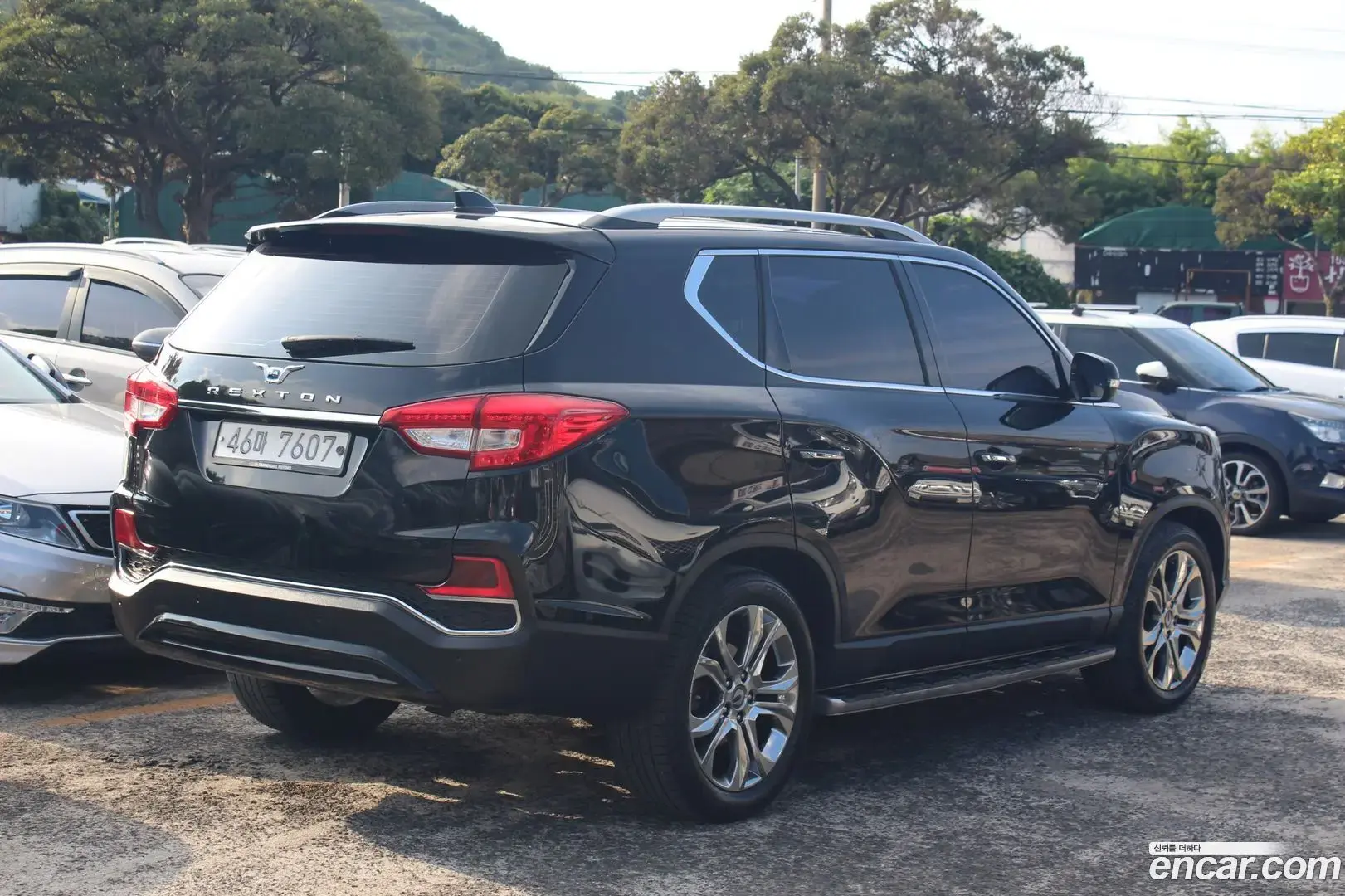Main__Slider__Photo:Rexton KG Mobility 2017.8-1