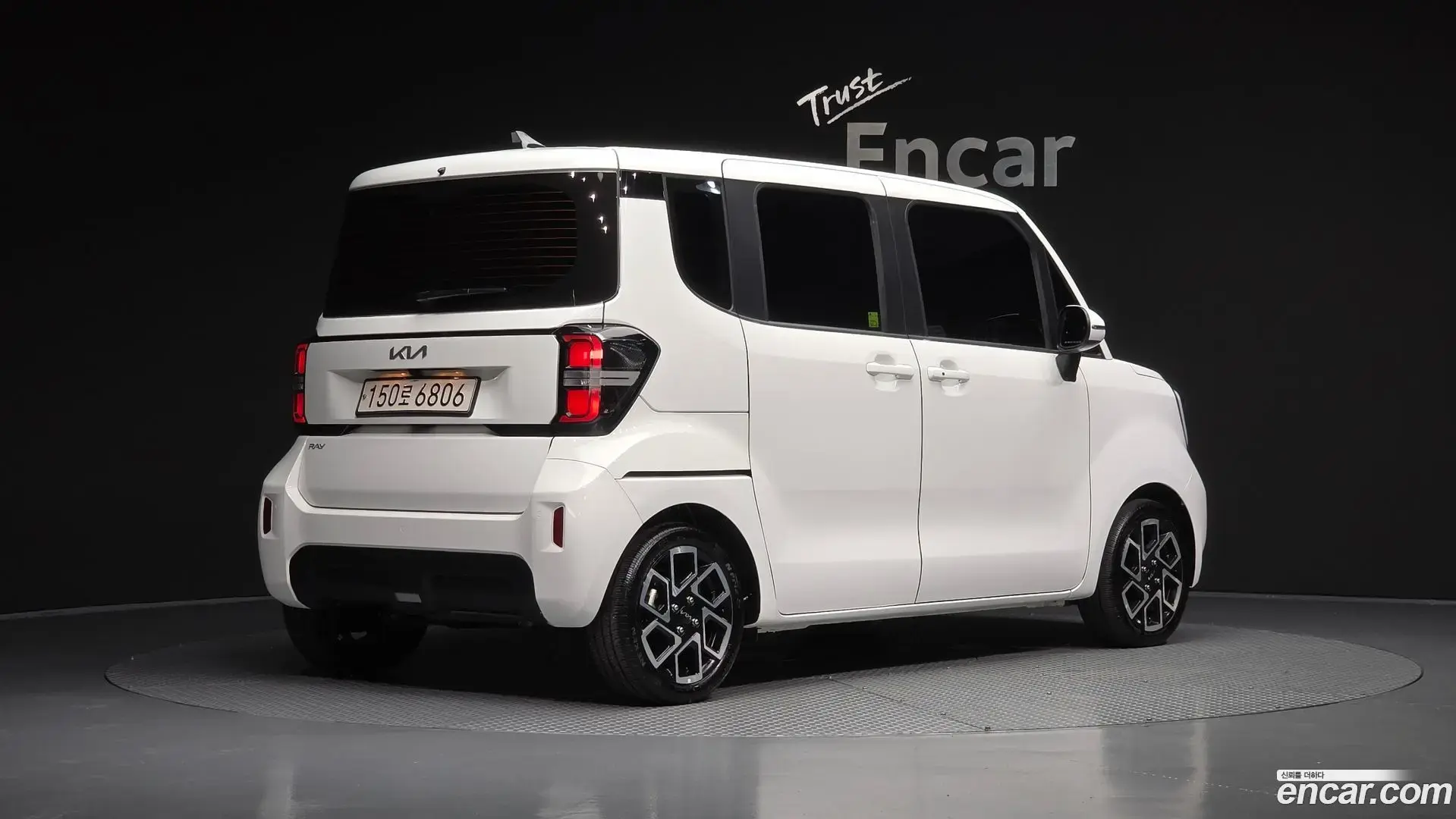 Main__Slider__Photo:RAY Kia 2025.0-1