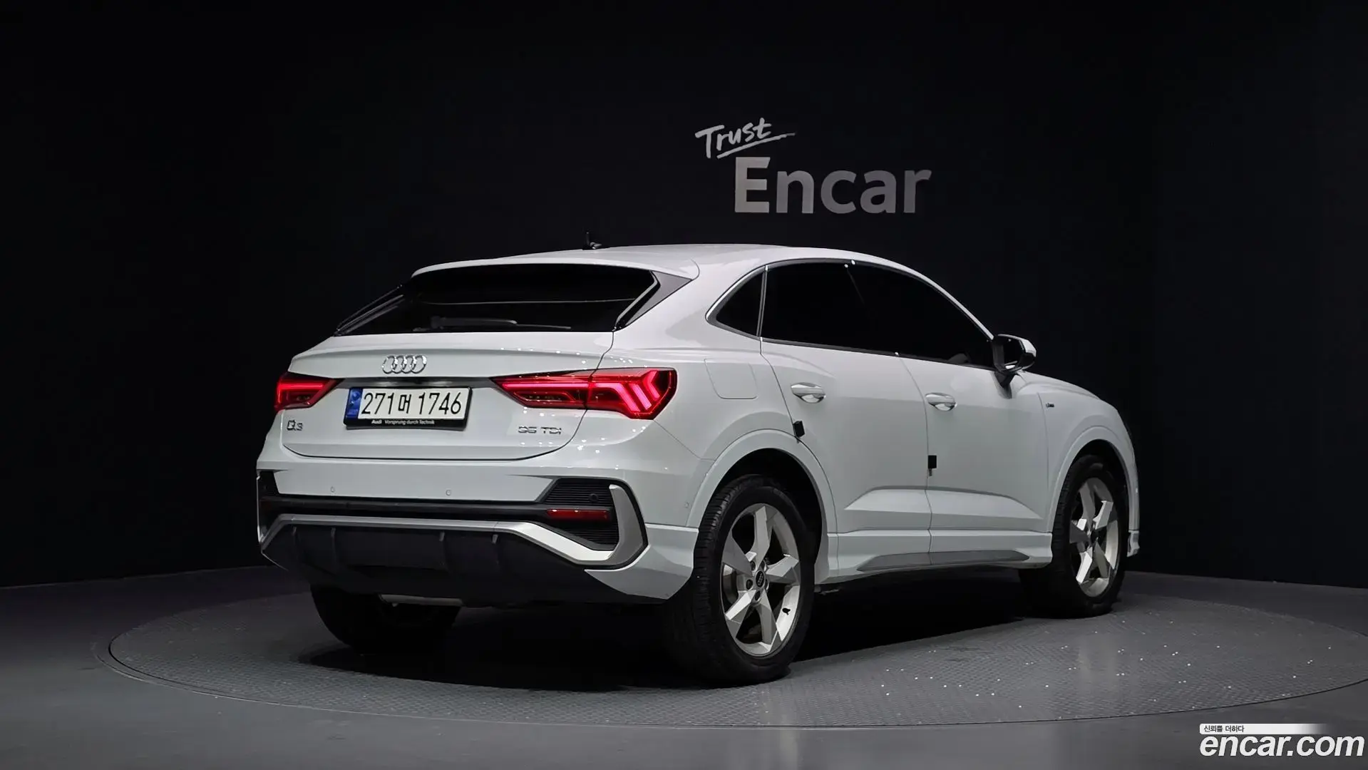 Main__Slider__Photo:Q3 Audi 2024.11-1