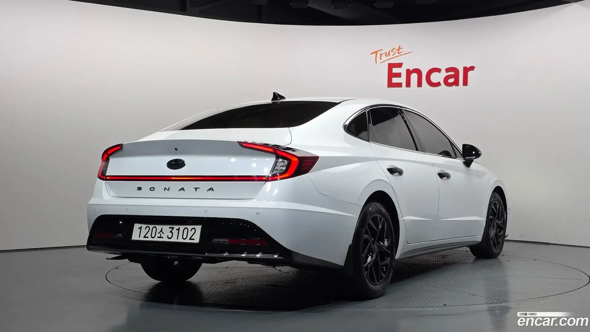 Main__Slider__Photo:Sonata Hyundai 2021.5-1