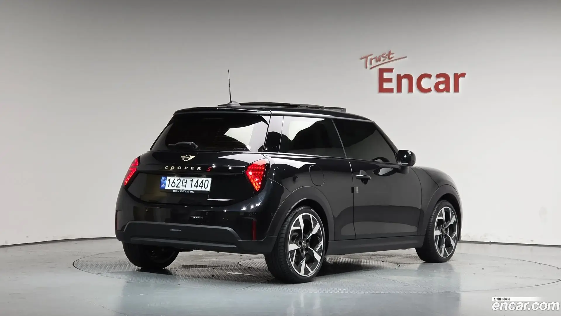 Main__Slider__Photo:Cooper Mini 2026.3-1