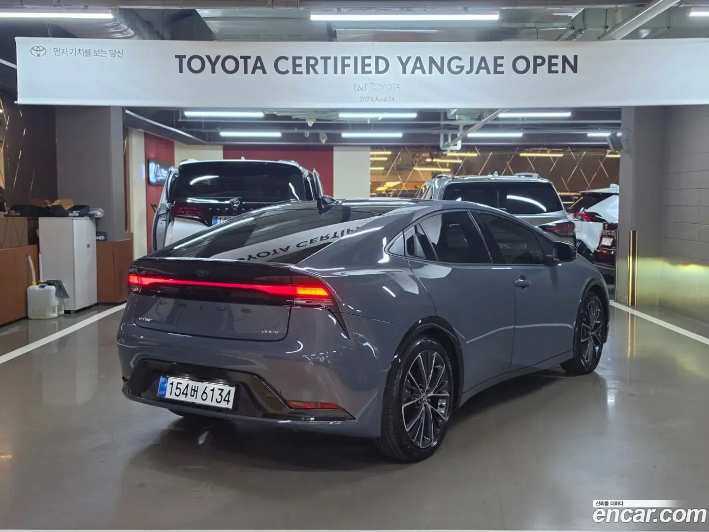 Main__Slider__Photo:Prius Toyota 2025.7-1