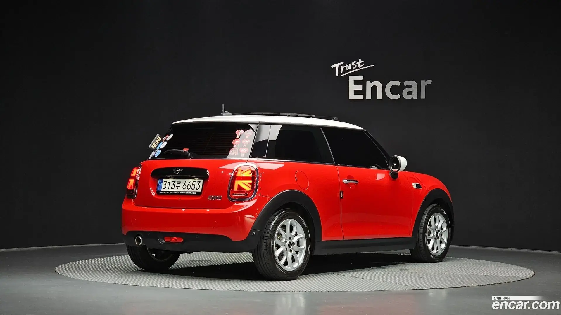 Main__Slider__Photo:Cooper Mini 2021.5-1