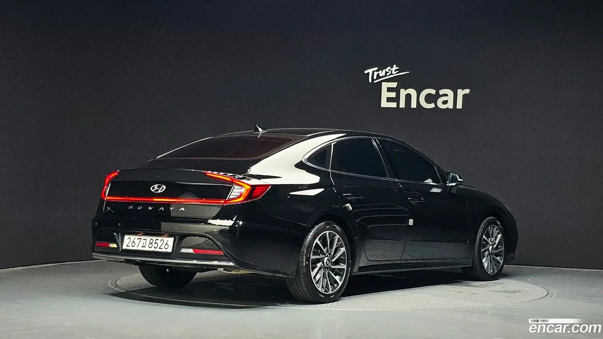 Main__Slider__Photo:Sonata Hyundai 2022.10-1