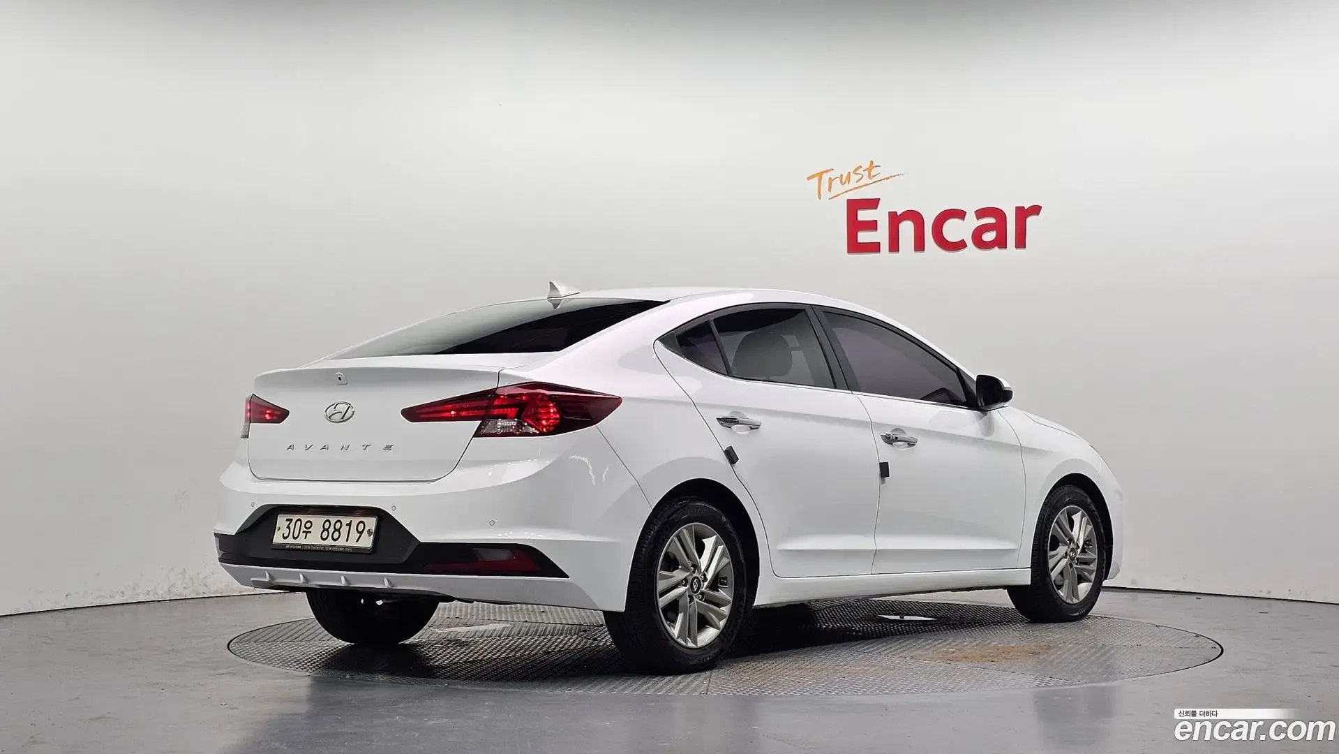 Main__Slider__Photo:AVANTE Hyundai 2019.6-1
