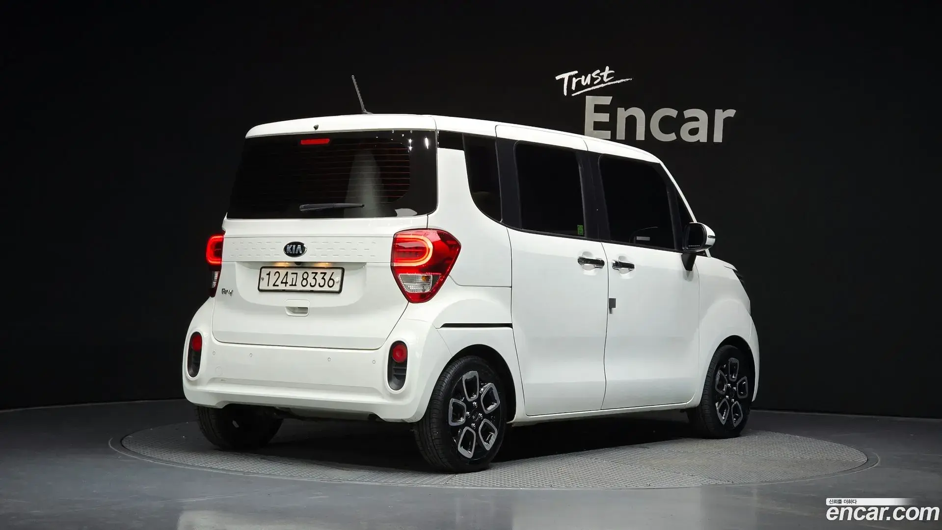 Main__Slider__Photo:RAY Kia 2019.9-1