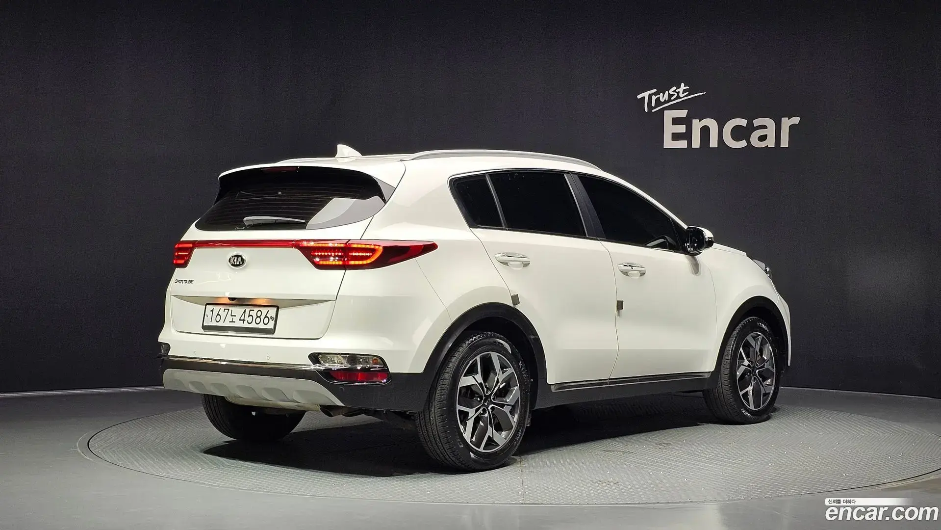Main__Slider__Photo:Sportage Kia 2019.10-1