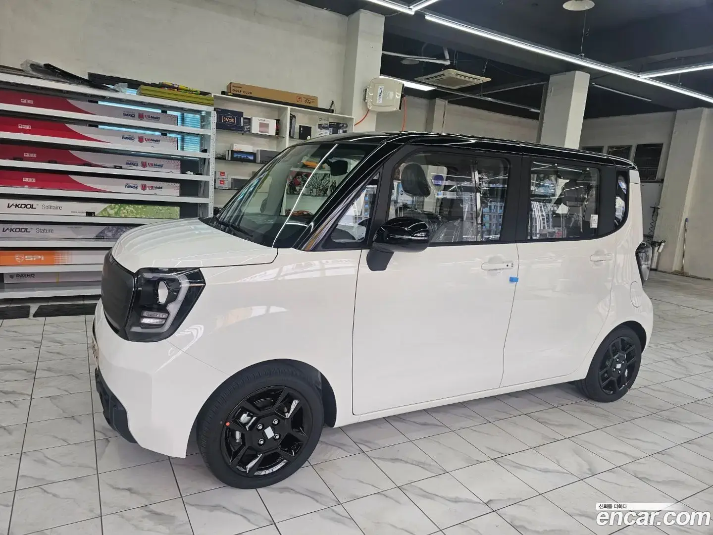 Main__Slider__Photo:RAY Kia 2026.8-1