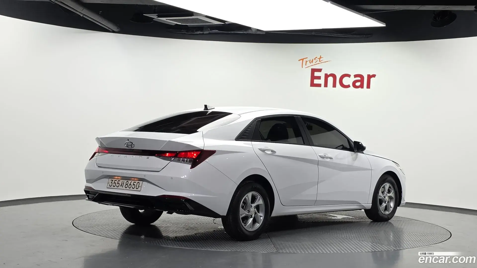 Main__Slider__Photo:AVANTE Hyundai 2021.8-1