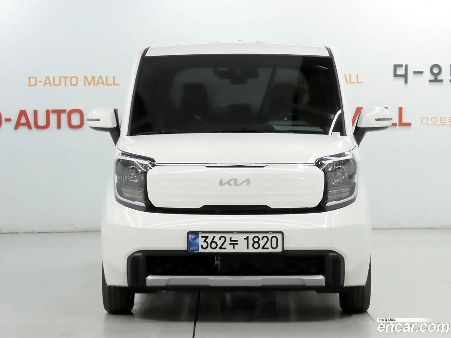 Main__Slider__Photo:RAY Kia 2026.8-1
