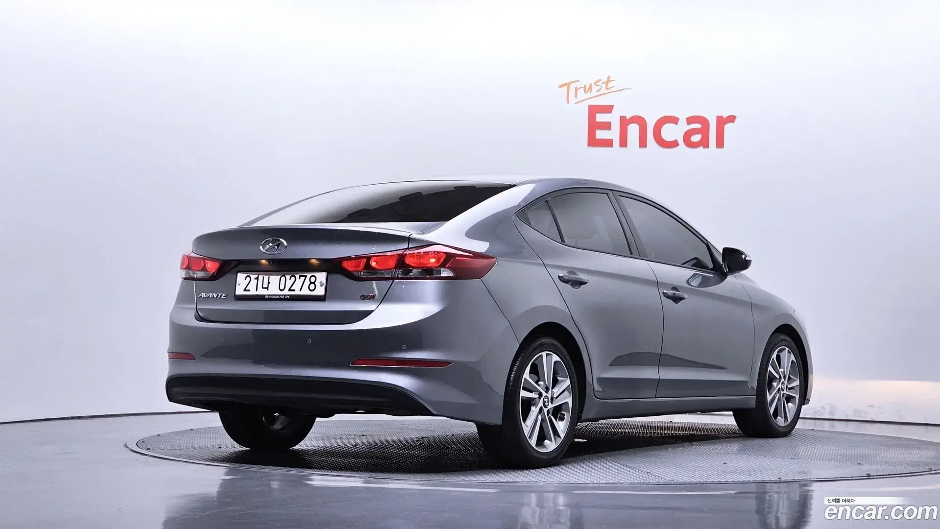 Main__Slider__Photo:AVANTE Hyundai 2016.11-1