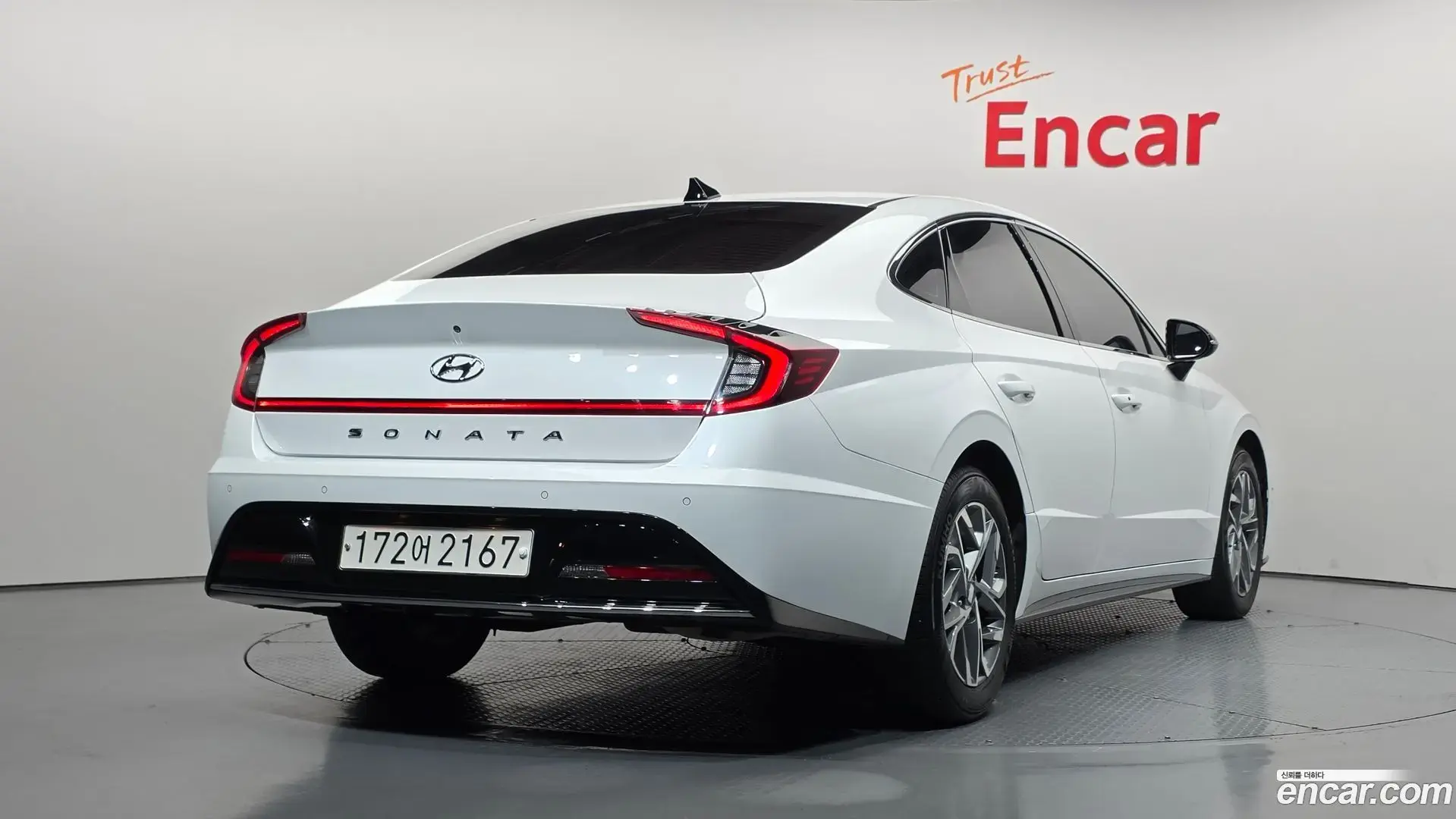 Main__Slider__Photo:Sonata Hyundai 2022.8-1