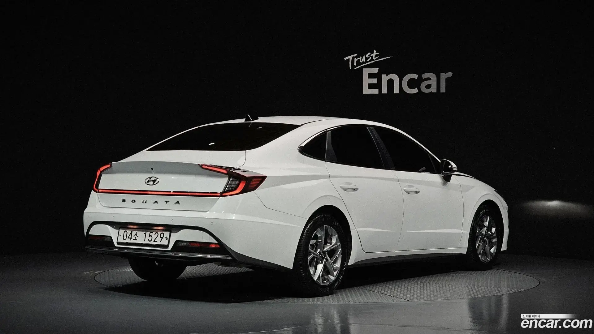 Main__Slider__Photo:Sonata Hyundai 2019.7-1