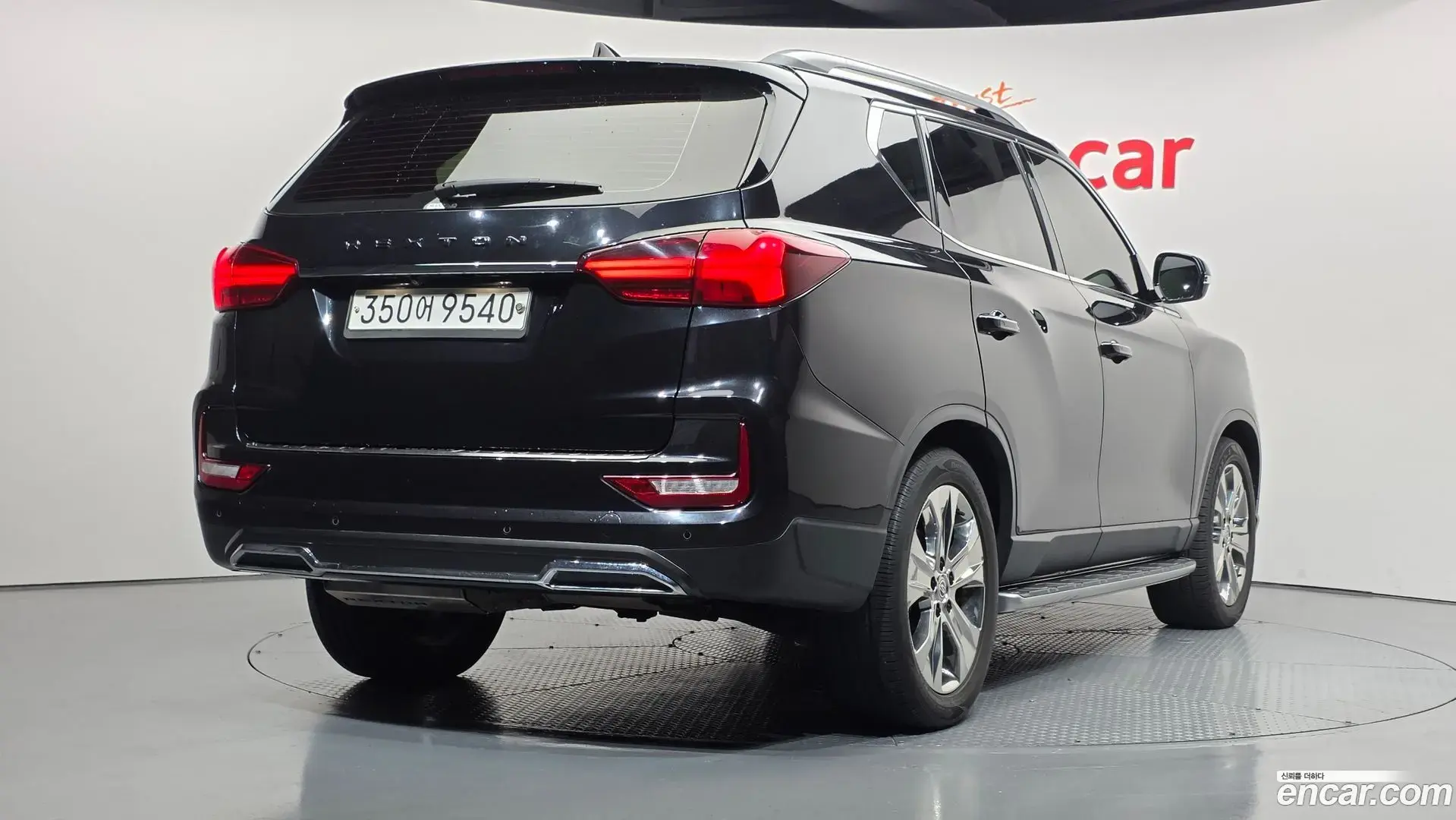 Main__Slider__Photo:Rexton KG Mobility 2020.11-1